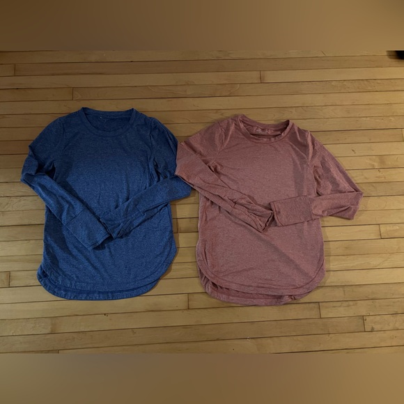 Set of 2- Athleta long sleeves! - Picture 5 of 13